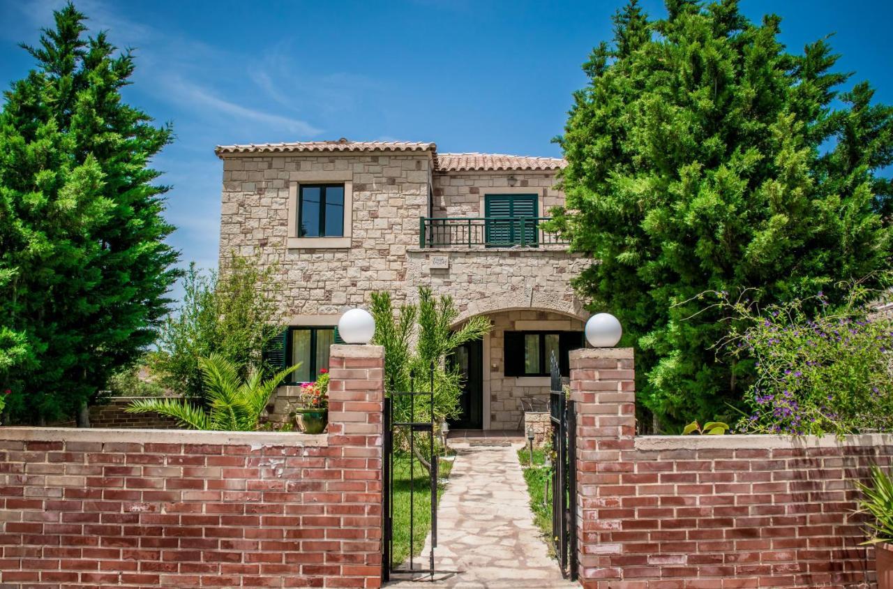 Niriides Villas Old Listing Hersonissos (Crete) Exterior foto